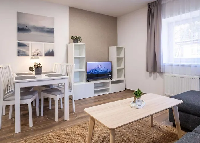 Nora Apartment *